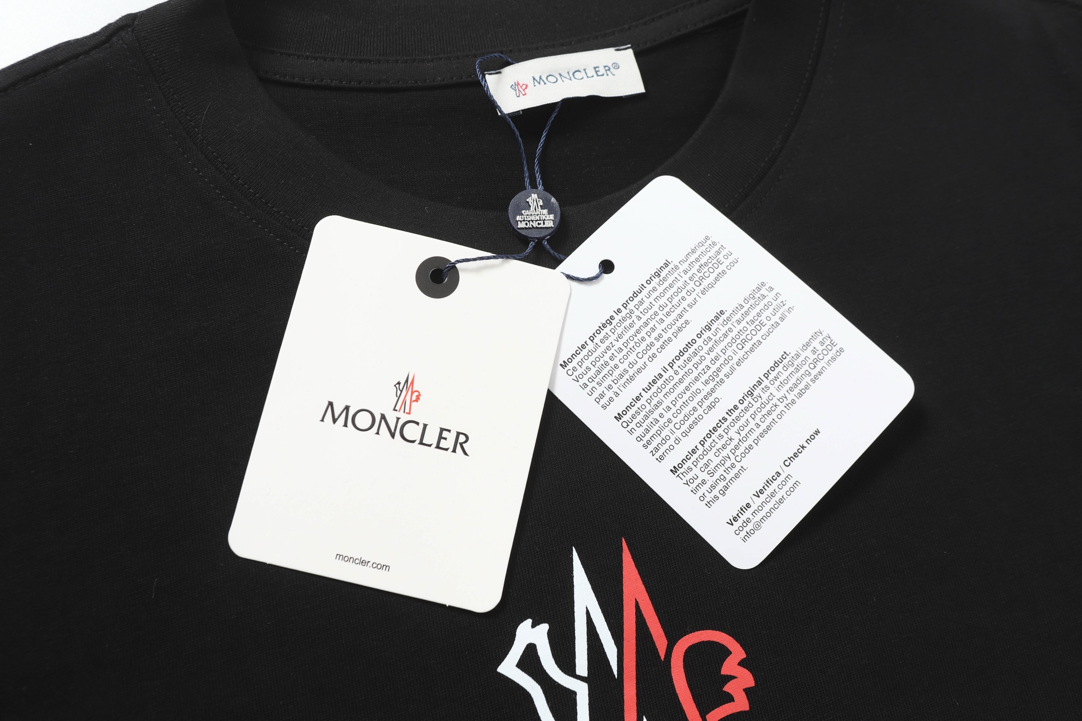 MONCLER Tシャツ  h0215