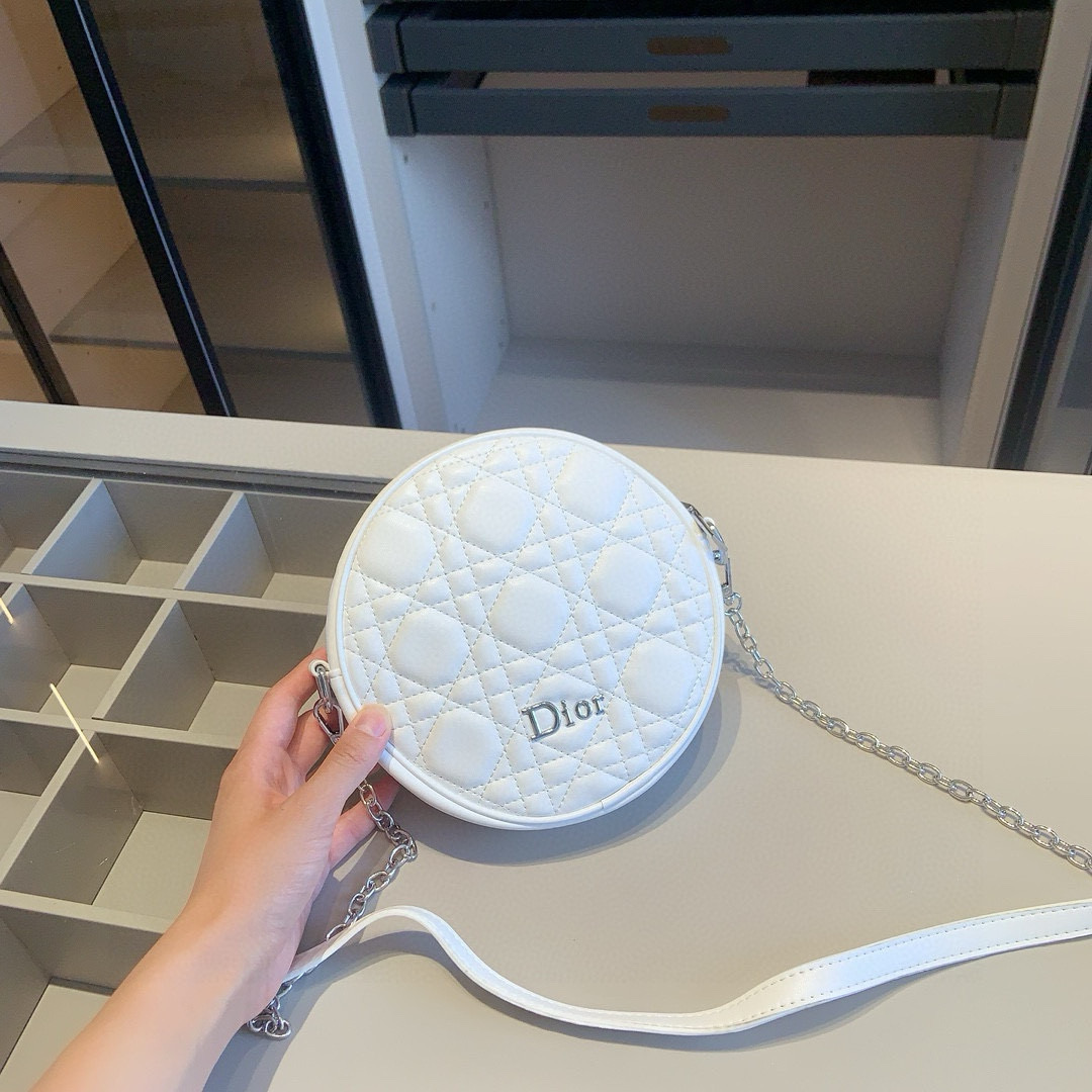 Diorディオール ギフトセット 3点 セット　 Saddle バッグ+CARO ラウンドポーチ（チェーンショルダー付き）＋ミニ財布　白