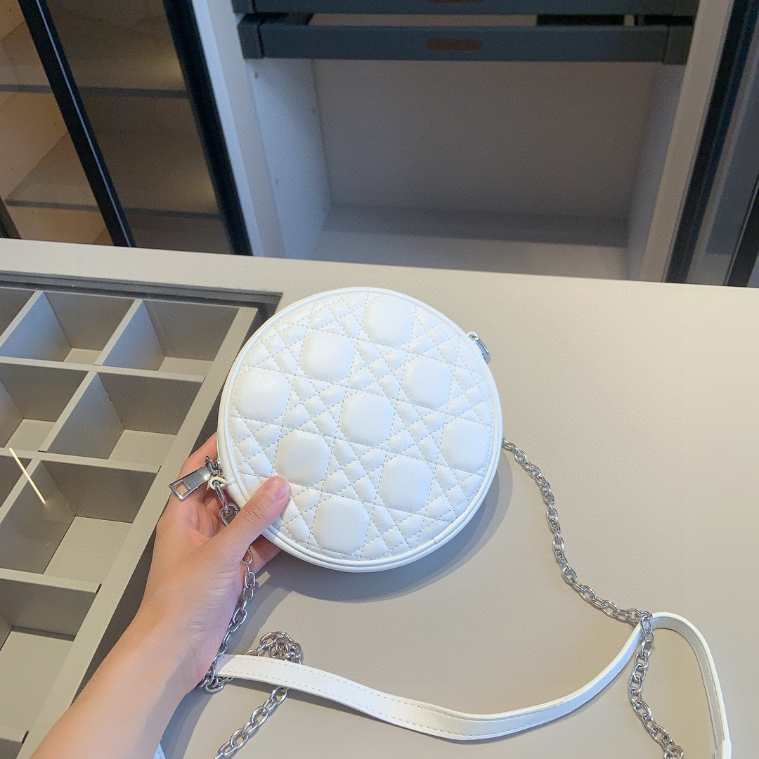 Diorディオール ギフトセット 3点 セット　 Saddle バッグ+CARO ラウンドポーチ（チェーンショルダー付き）＋ミニ財布　白