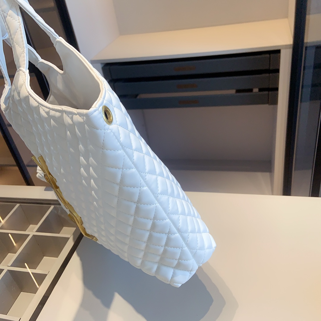 YSL サンローラン　 3セット　YSLトートバッグ（ポーチ付き）+丸型チェーン ショルダー バッグ+ミニ財布 白