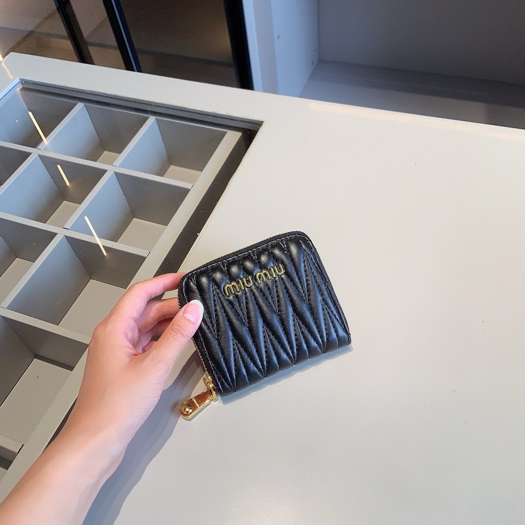 MIUMIUミュウミュウ　 3セット　ボウリングバッグ✙チェーンショルダーバッグ✙カードケース　　黒