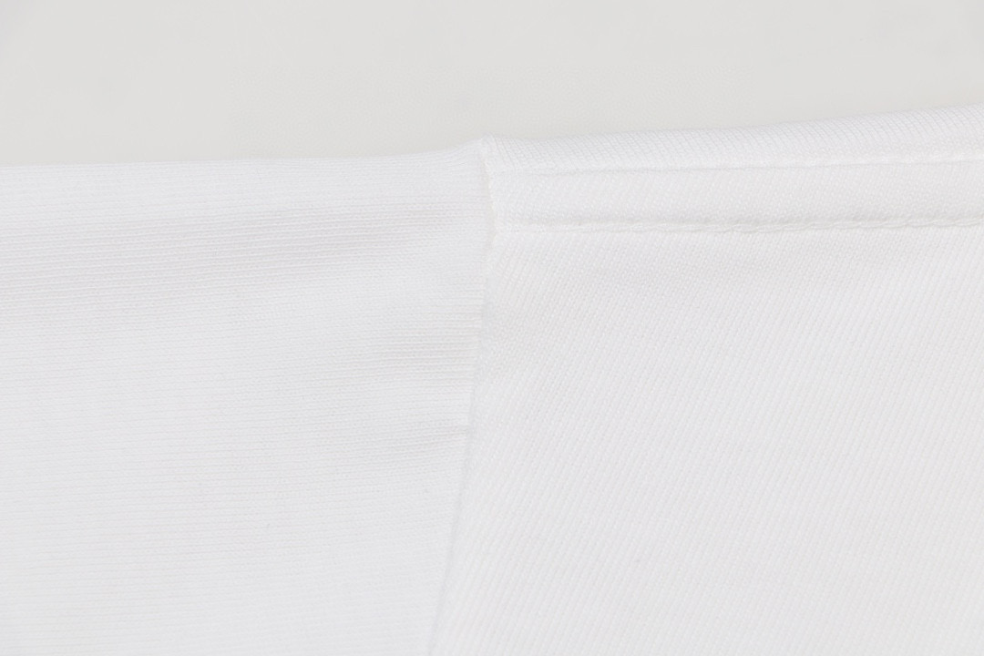 CELINE Tシャツ zH0200