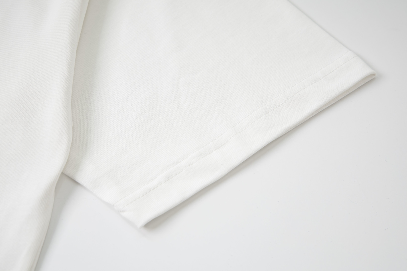 クロムハーツChrome Heart  Tシャツ　黒&白  2色　綿100%  zh0114