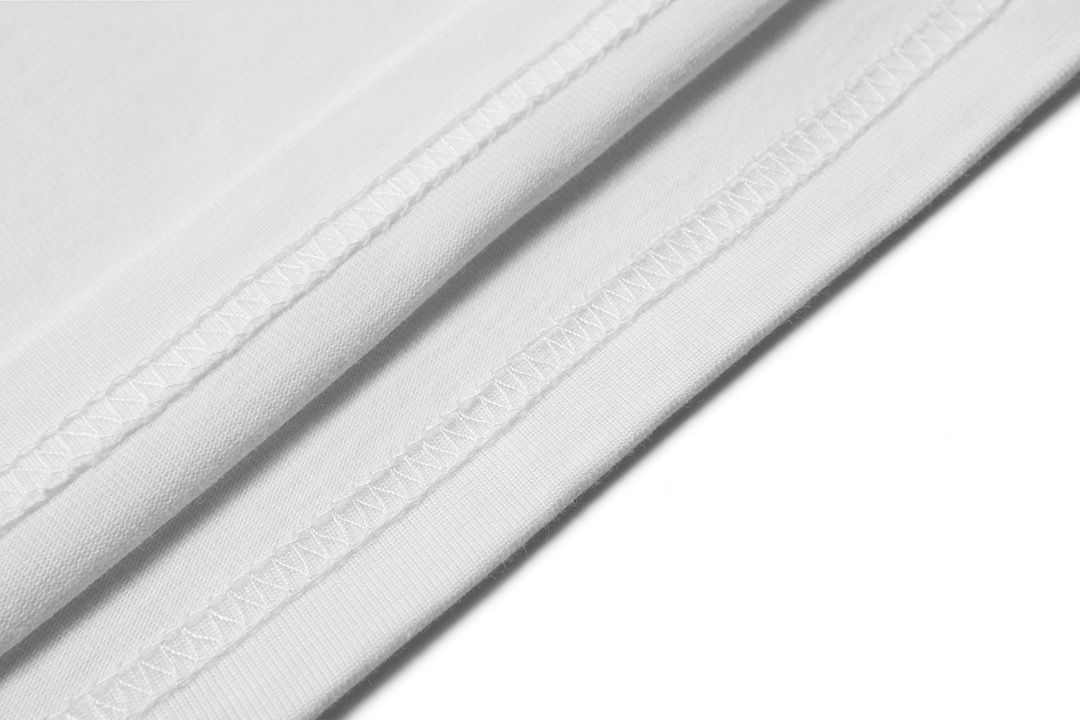 MONCLER Tシャツ  刺繍　mh0212　100％　男女兼用