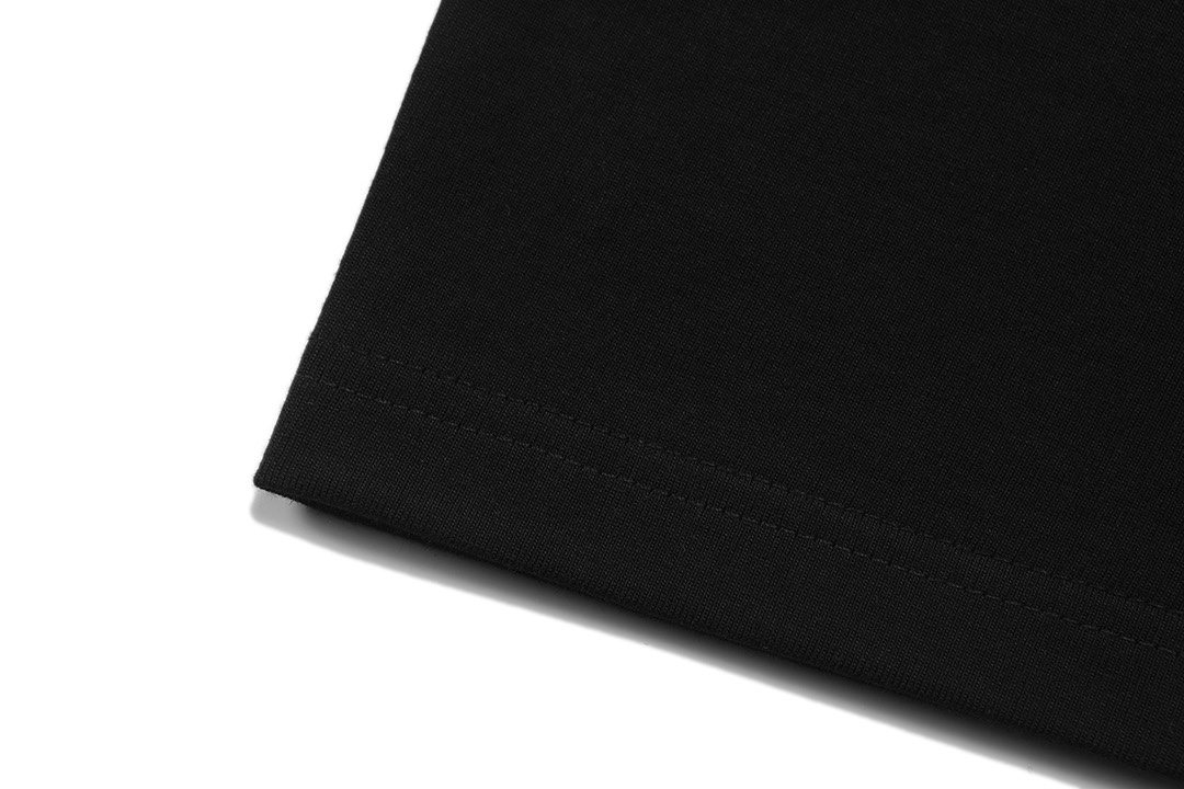 MONCLER Tシャツ  刺繍　mh0212　100％　男女兼用