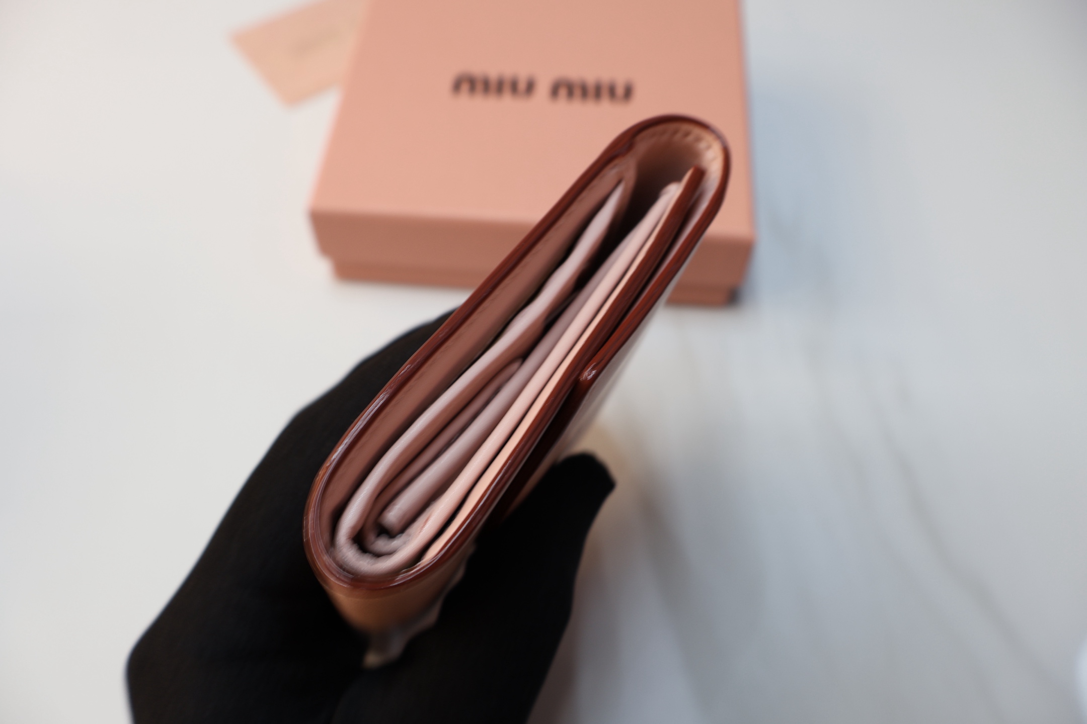 MIUMIU レザー 財布 mm136883