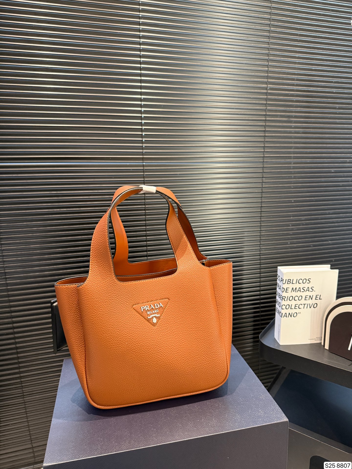 PRADA/プラダ_ スモール レザー トートバッグ