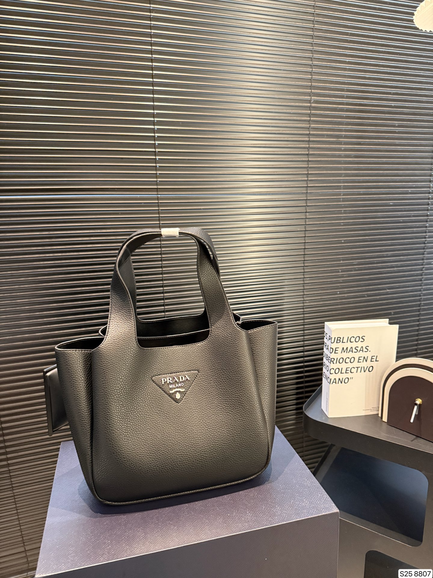 PRADA/プラダ_ スモール レザー トートバッグ