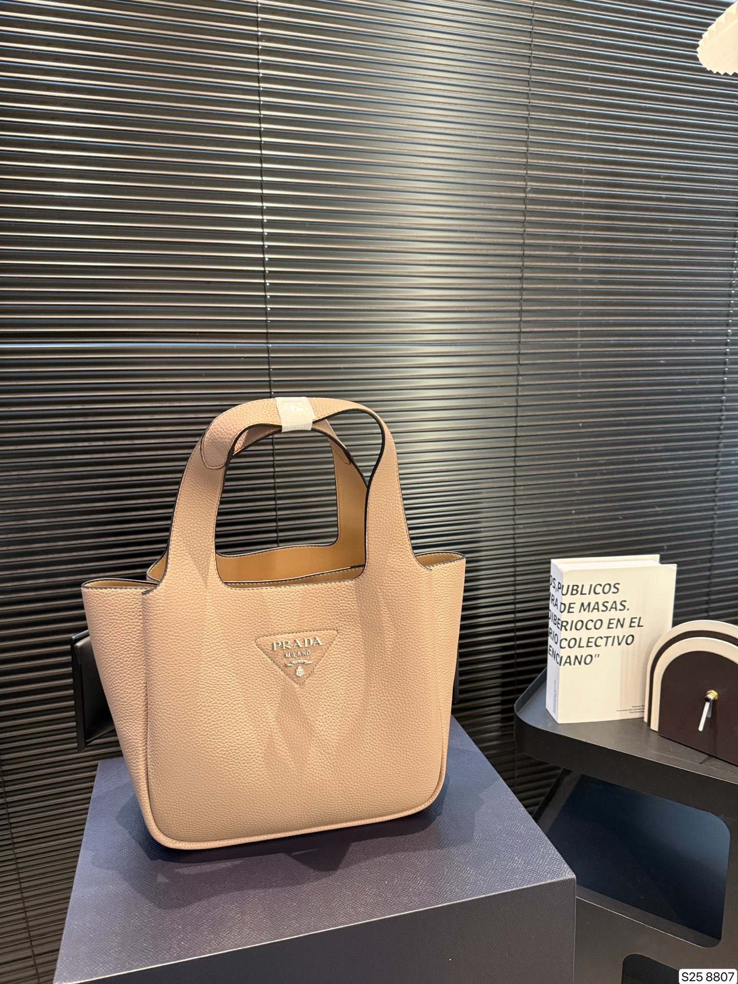 PRADA/プラダ_ スモール レザー トートバッグ