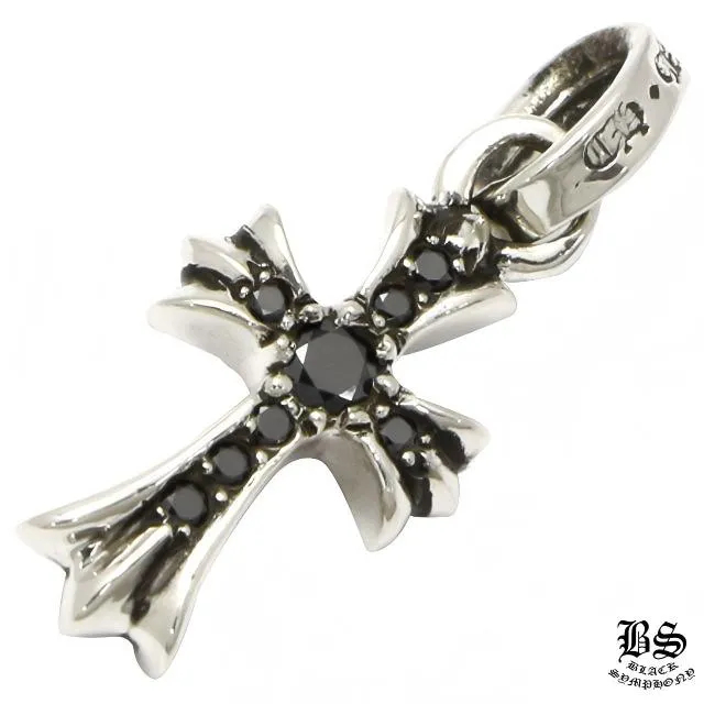【CHROME HEARTS/クロムハーツ】クロムハーツ CHクロスベビーファットチャームwithパヴェブラックダイヤモンド