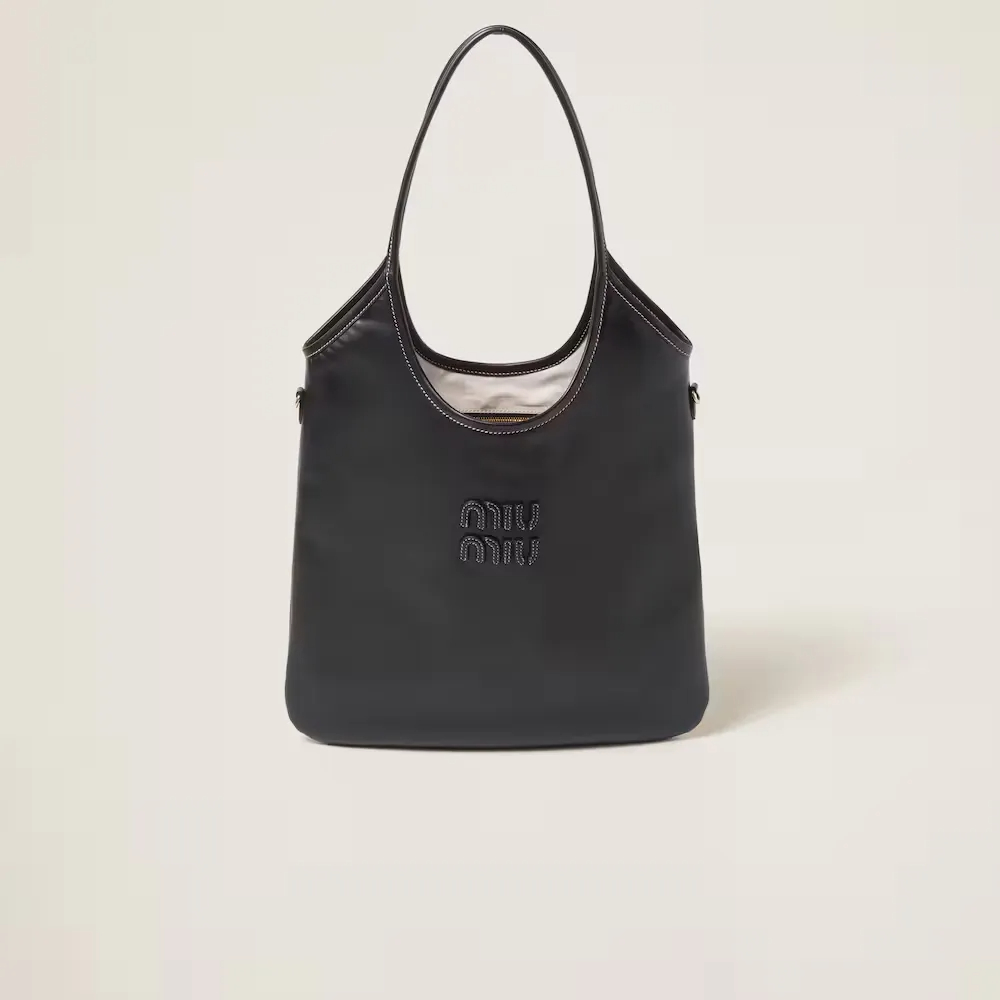 Miu Miu ミュウミュウレザー トートバッグ