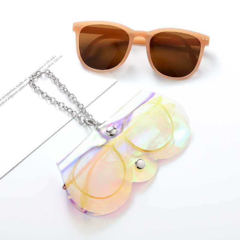 PVC EYEWEAR POUCH WITH CHAIN