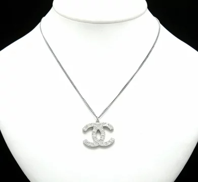 【国内発送/直営店】シャネル CHANEL ココマーク ラインストーン ネックレス 二段階調節可能 シルバー A64887 箱付