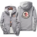 グレー_MONCLER
