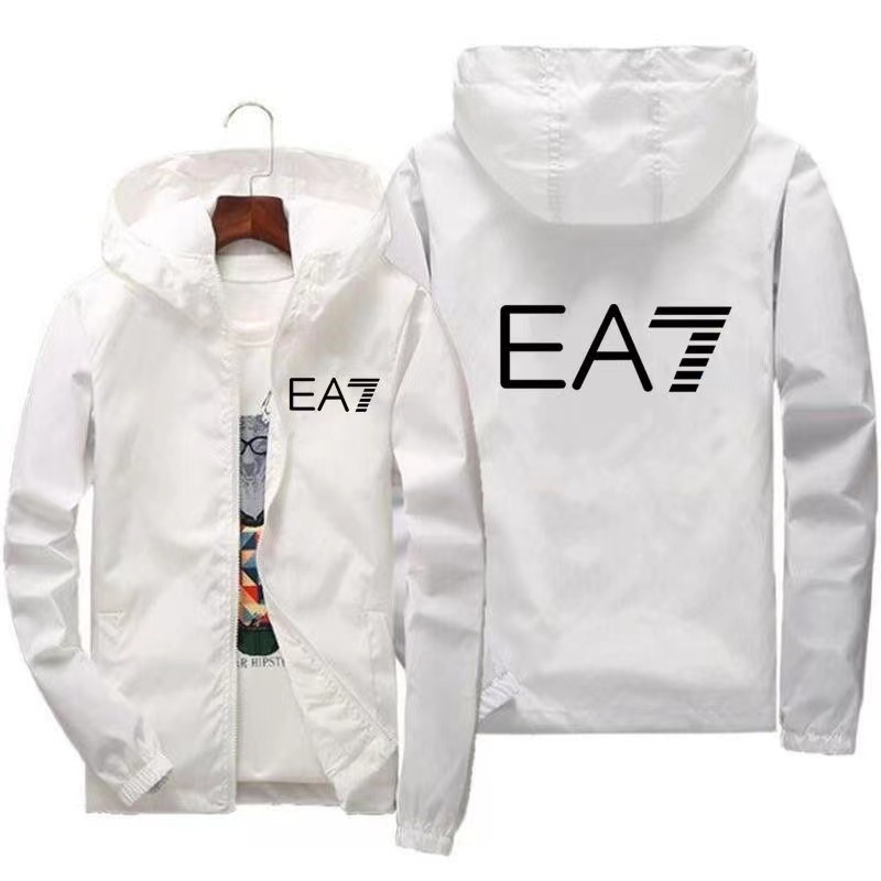 PUMA,MONCLER,Hugo Boss,New Balance,GIORGIO ARMANI,Helly Hansen,EMPORIO ARMANIトップコート