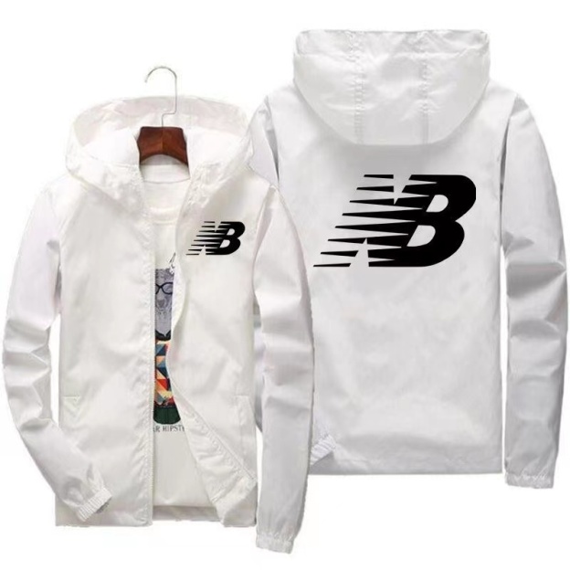 PUMA,MONCLER,Hugo Boss,New Balance,GIORGIO ARMANI,Helly Hansen,EMPORIO ARMANIトップコート