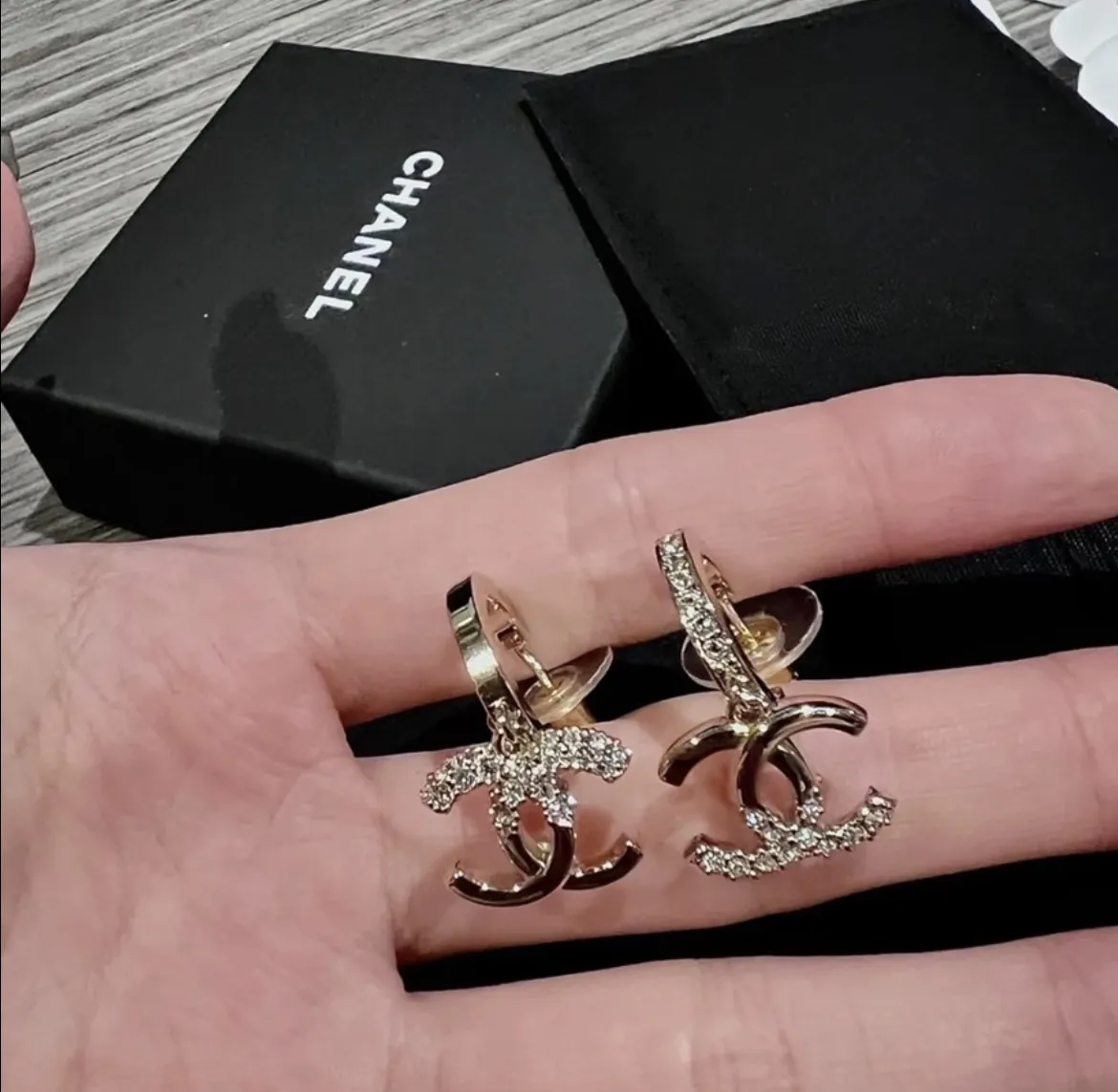 【国内発送/直営店】【可愛くてヘビロテ確定！！】CHANEL 22Kコレクション ピアス