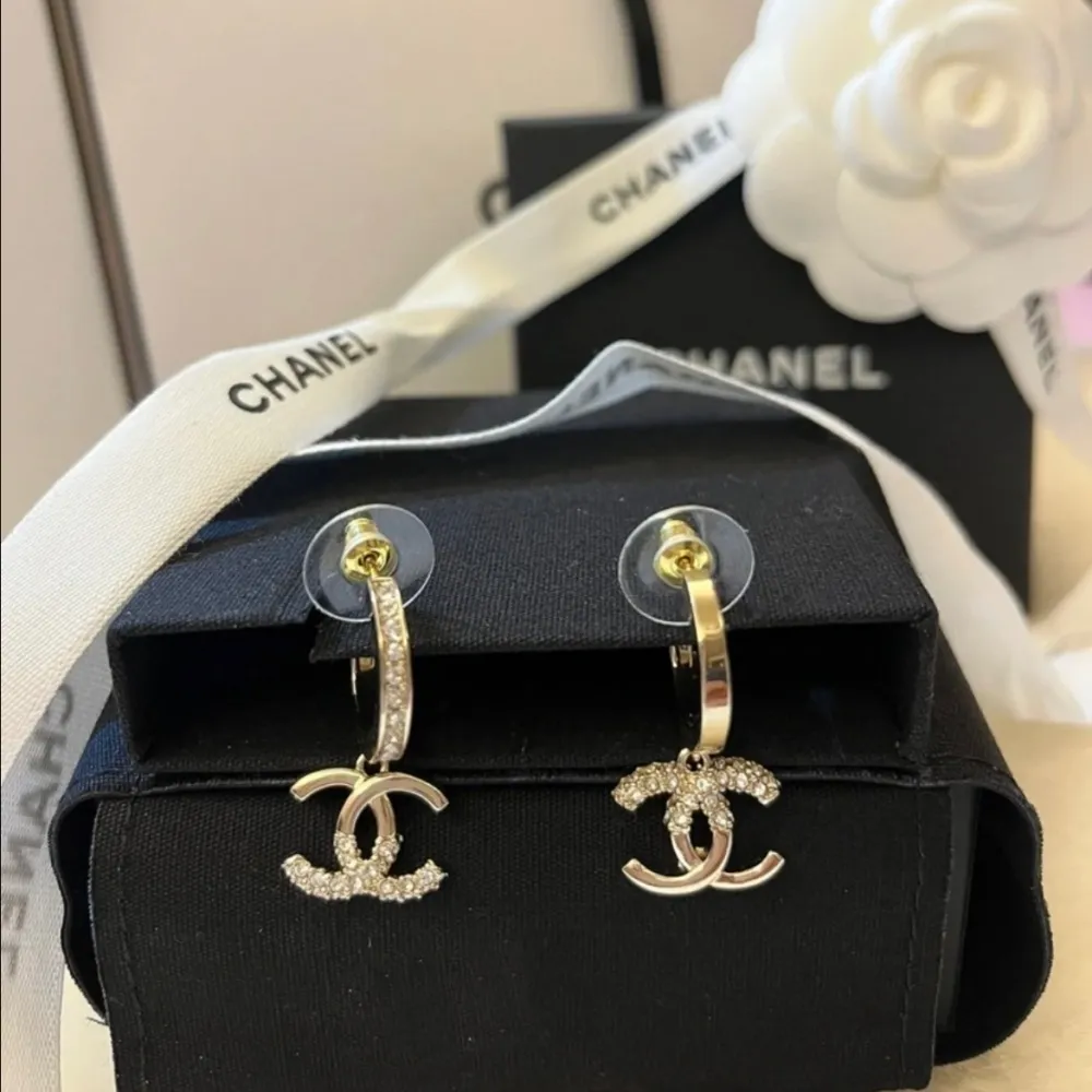 【国内発送/直営店】【可愛くてヘビロテ確定！！】CHANEL 22Kコレクション ピアス-JAPAN DUTY FREE