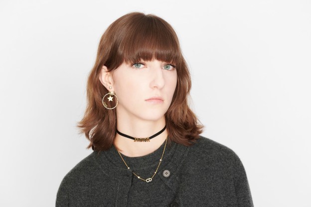 【国内発送/直営店】Christian Dior クレール ディー リュヌ ネックレス パール ラインストーン ゴールド N1033CDLCY 二段階調節 箱付