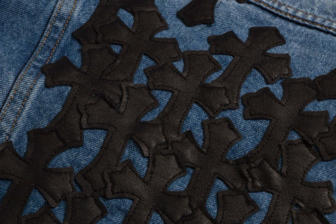 【Chrome Hearts】クロムハーツ リーバイス 70506 クロスパッチ フローラルボタン デニムジャケット メンズ