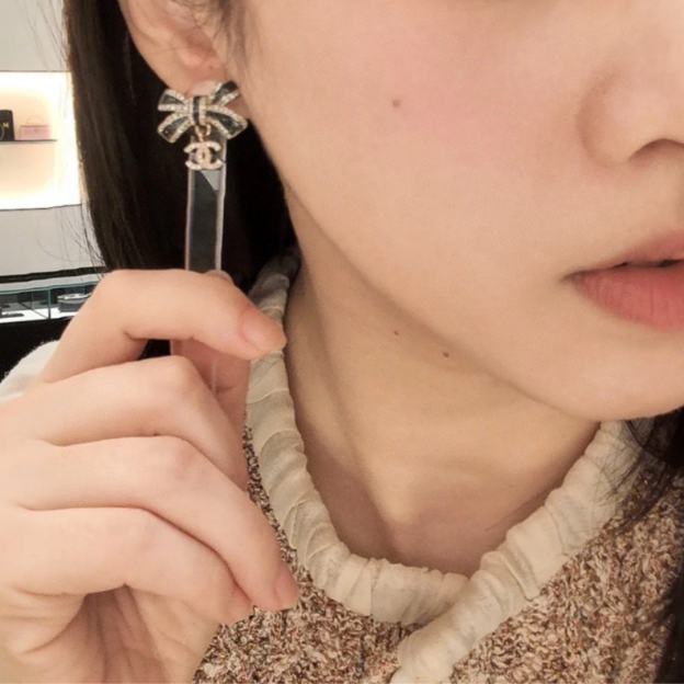 CHANEL (シャネル)【黒リボンシックで可愛い25B】CHANEL ピアス-JAPAN DUTY FREE