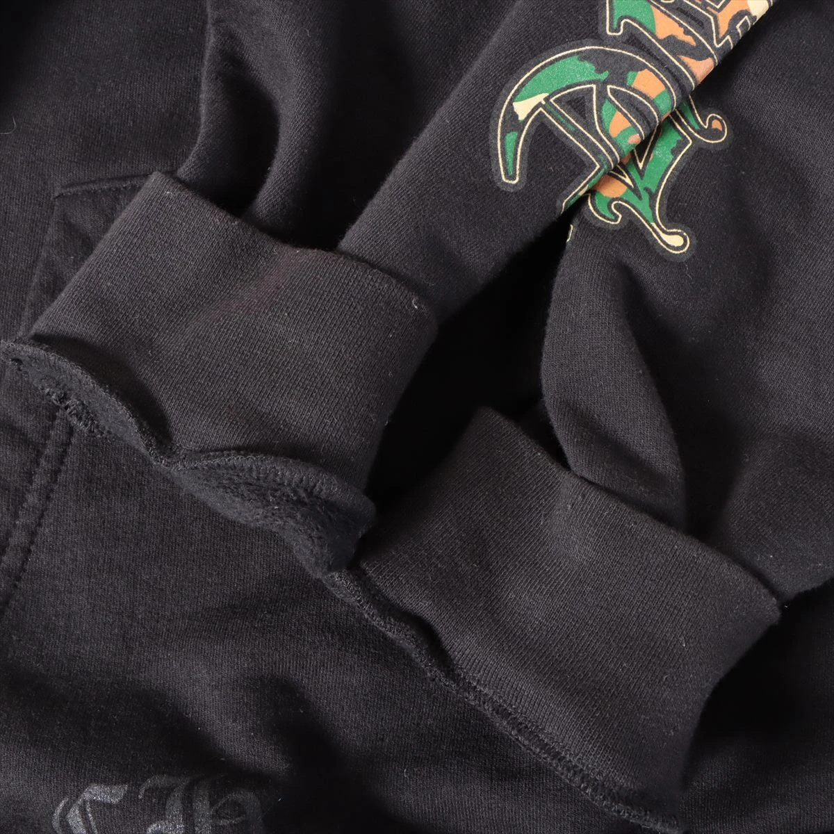 クロムハーツ パーカー コットン  ブラック カモフラホースシューセメタリークロスフーディ