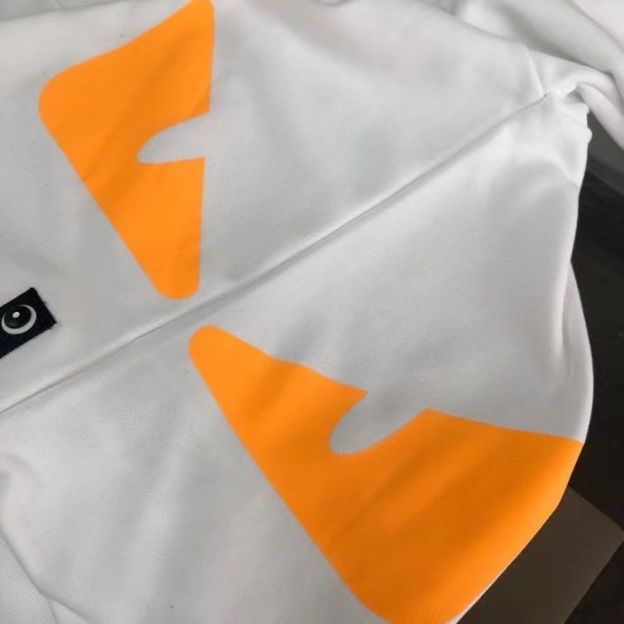 FENDI  パーカー フェンディ プレントおしゃれ 丸首 通勤 通学 メンズ