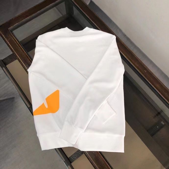 FENDI  パーカー フェンディ プレントおしゃれ 丸首 通勤 通学 メンズ