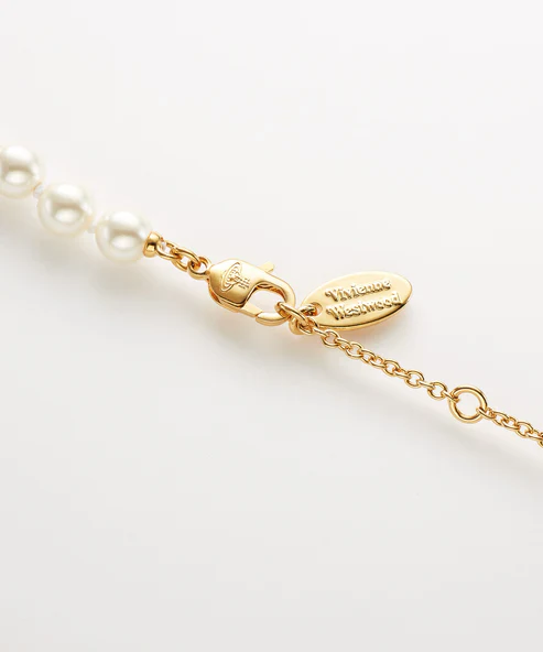 Vivienne Westwood（ヴィヴィアンウエストウッド）LUCRECE PEARL ネックレス