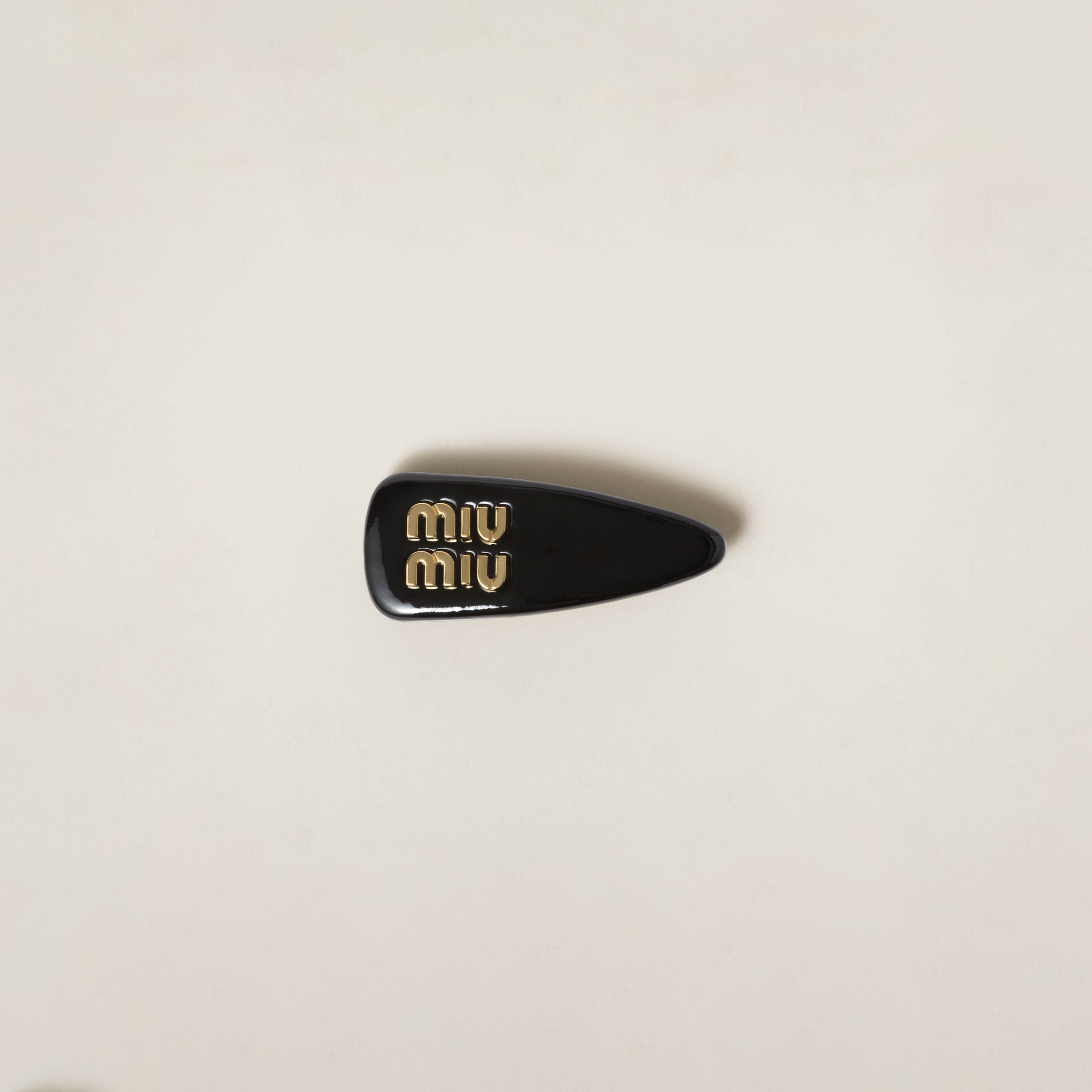 パテントレザー ヘアクリップ