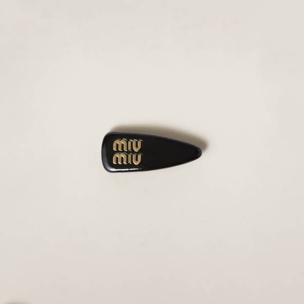 パテントレザー ヘアクリップ