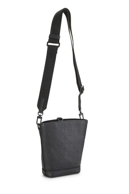 LOUIS VUITTON ルイ ヴィトン M82248 ノエ･スリング モノグラム･シャドウ カーフレザー メンズ ショルダーバッグ 斜め掛け ブラック-JAPAN DUTY FREE