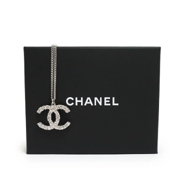 【国内発送/直営店】シャネル CHANEL ココマーク ラインストーン ネックレス 二段階調節可能 シルバー A64887 箱付