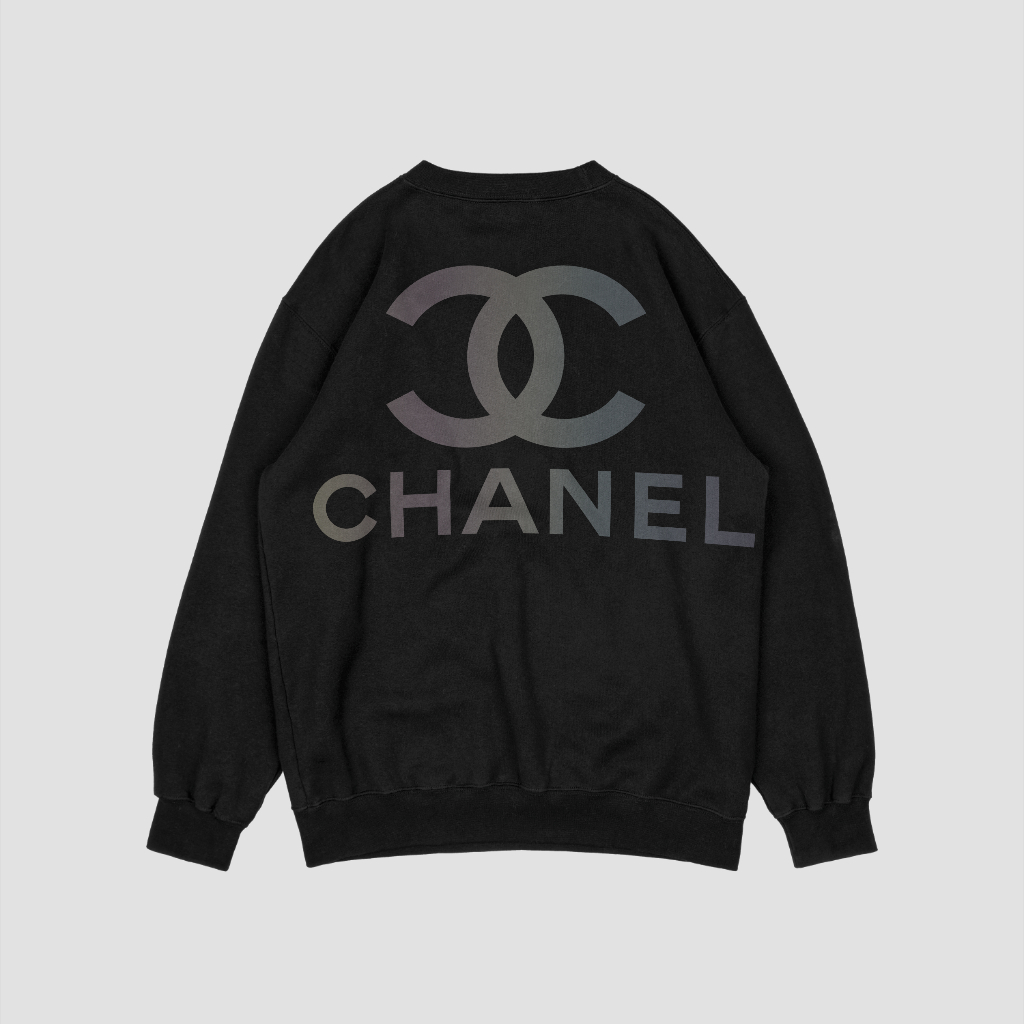 CHANEL アルファベットプリントのラウンドネックのスウェット クル