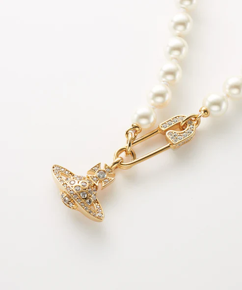 Vivienne Westwood（ヴィヴィアンウエストウッド）LUCRECE PEARL ネックレス