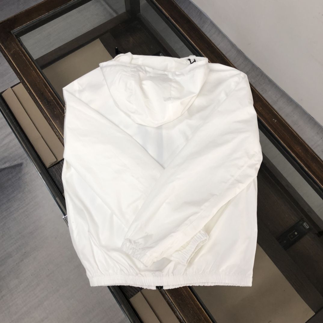 MONCLER春夏メンズフード付き長袖ジャケット