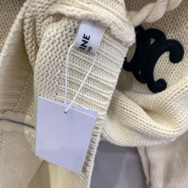 CELINE刺繍ロゴジャカード連帽ニットカーディガン