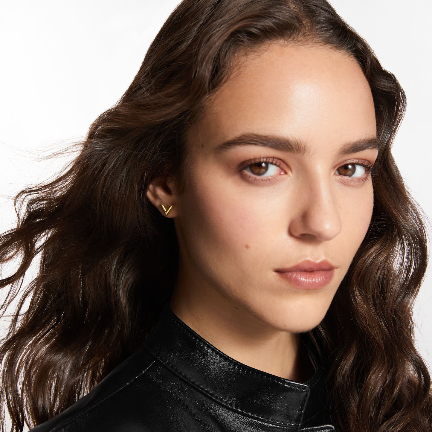 【国内発送/直営店】wanna oneオン・ソンウ着用！スタッズ イヤリング・エセンシャル V