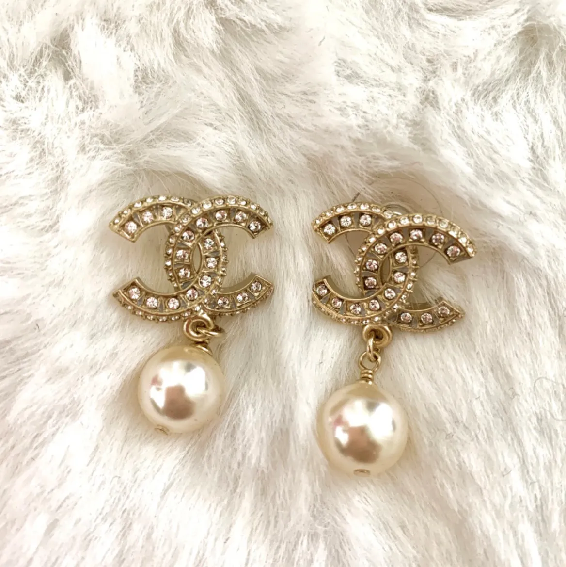 【国内発送/直営店】ゴールドパールピアス 2*3.4cm