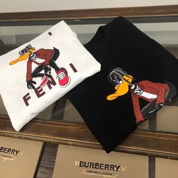 FENDI  パーカー フェンディ 可愛い ドナルドダックプレント 丸首 通勤 通学 春秋冬服 男女兼用