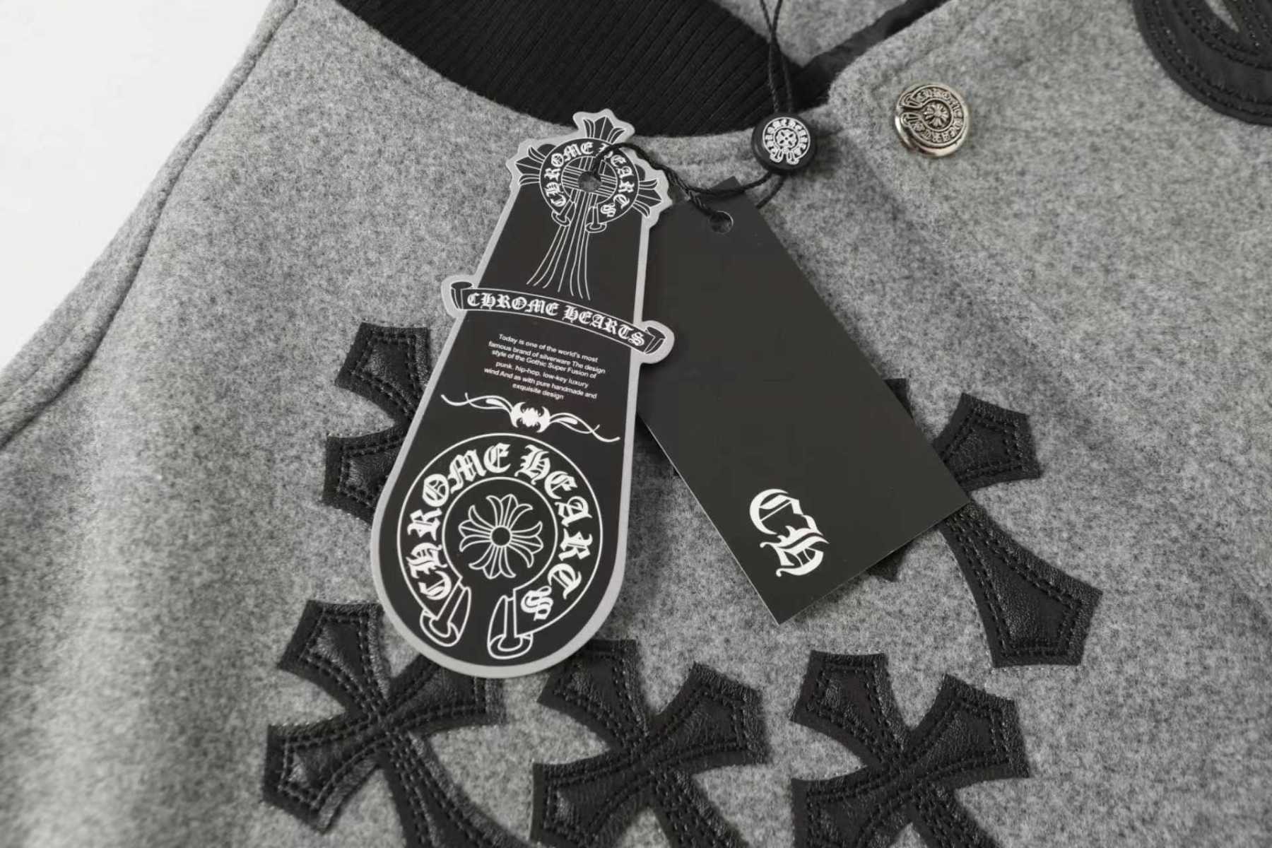 【Chrome Hearts】クロムハーツ マルチクロス グレー×ブラック バーシティジャケット