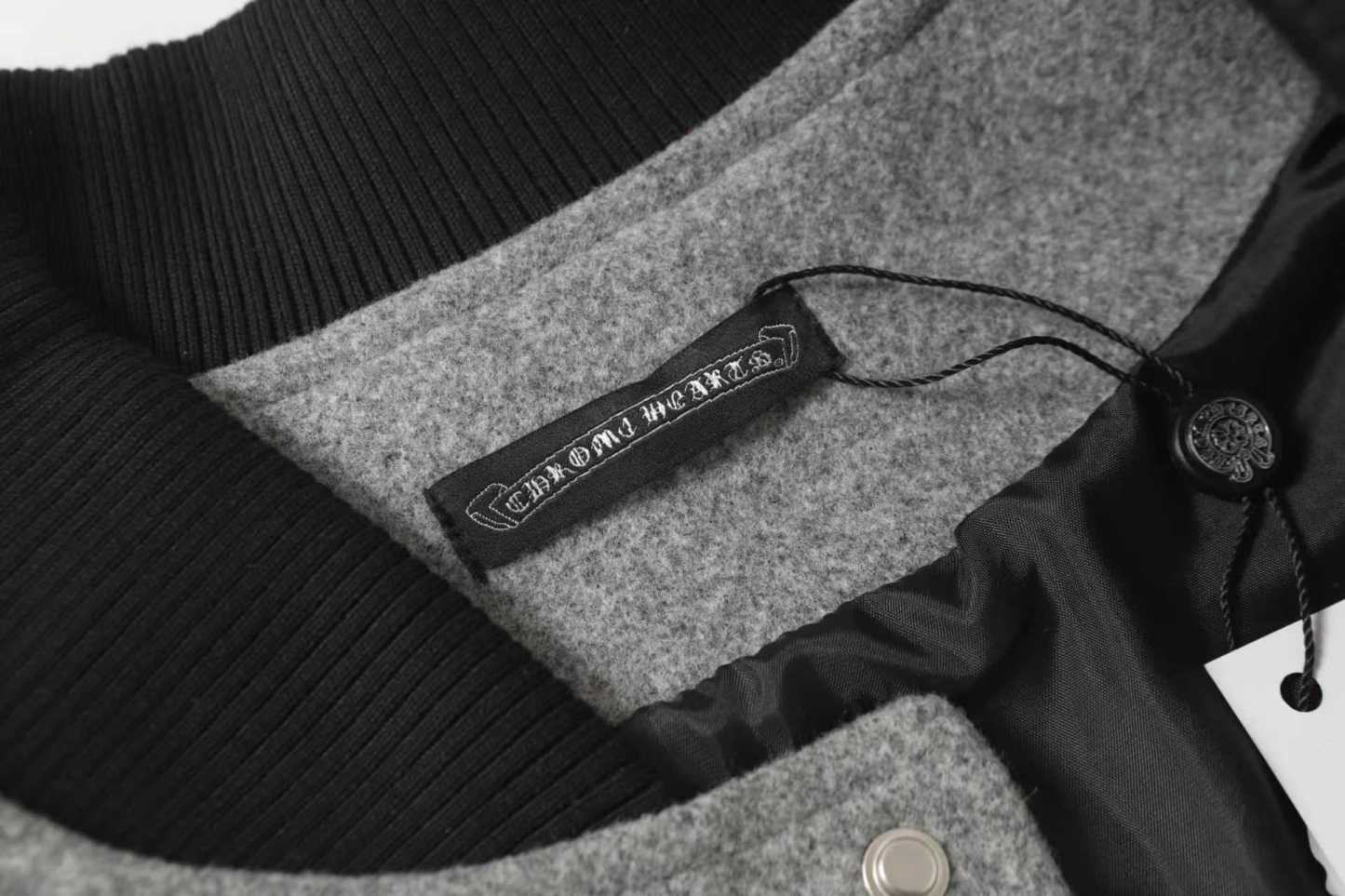 【Chrome Hearts】クロムハーツ マルチクロス グレー×ブラック バーシティジャケット