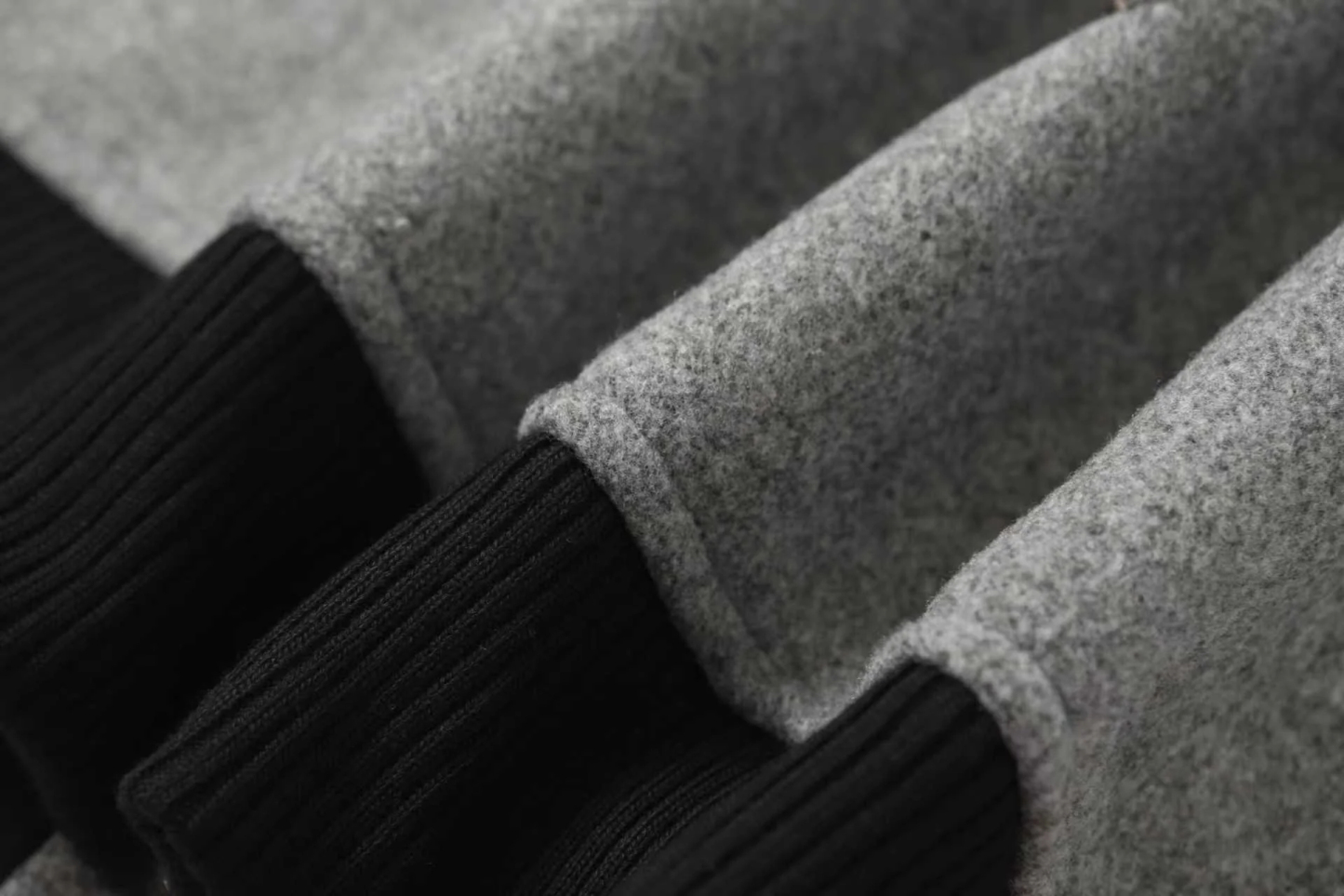 【Chrome Hearts】クロムハーツ マルチクロス グレー×ブラック バーシティジャケット