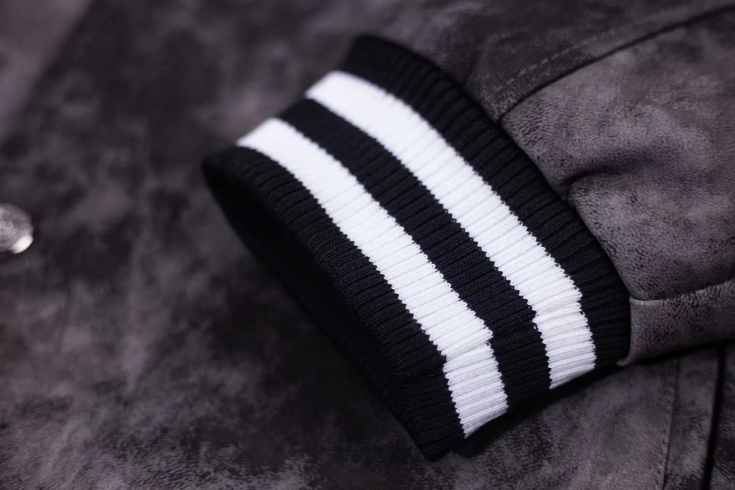 【Chrome Hearts】クロムハーツ フルール・ド・リス パッチ バーシティジャケット - グレー タイダイ アウター