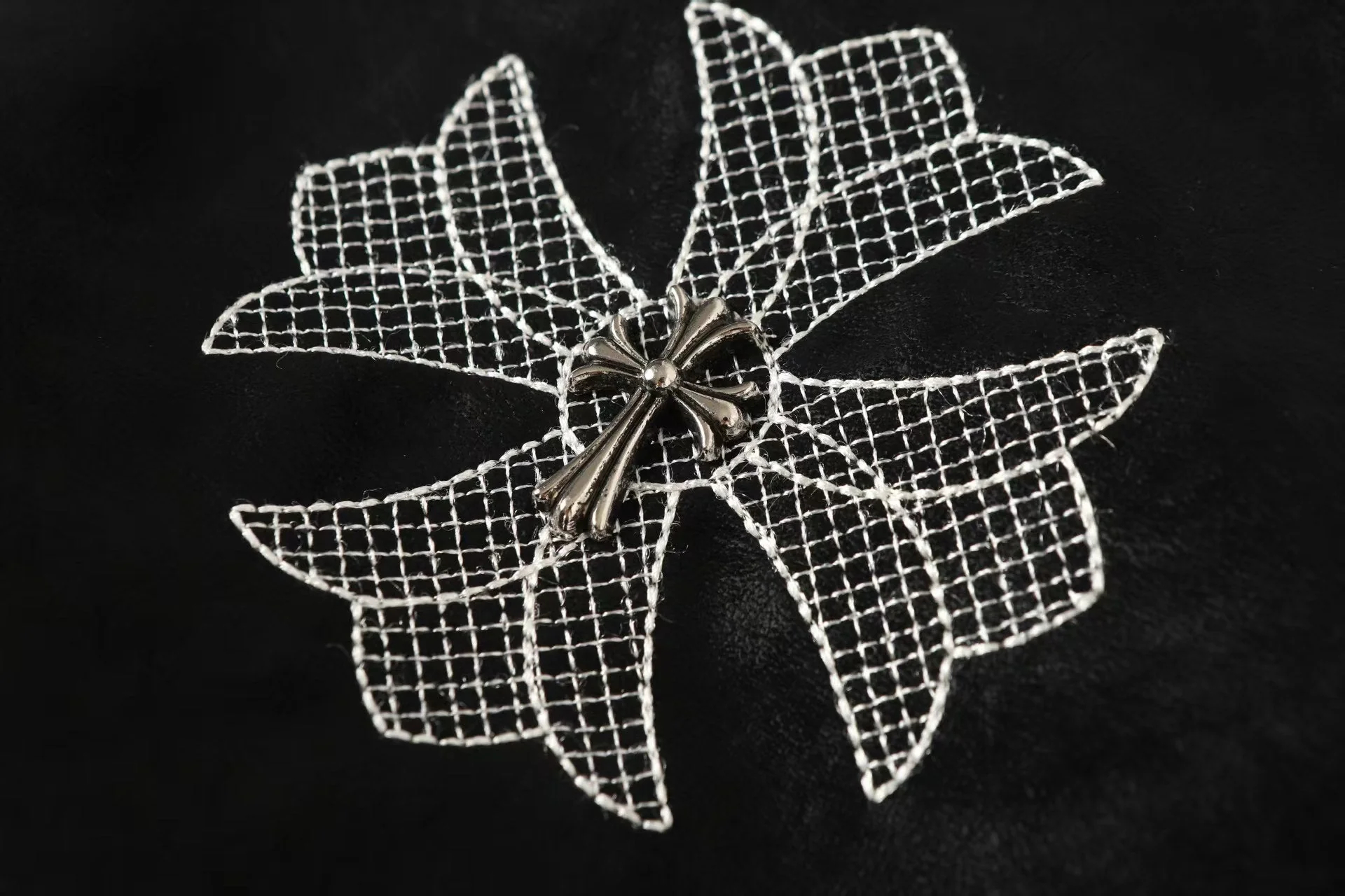 【Chrome Hearts】クロムハーツ ホースシュークロス 刺繍ジャケット - ブラック ストリートスタイル