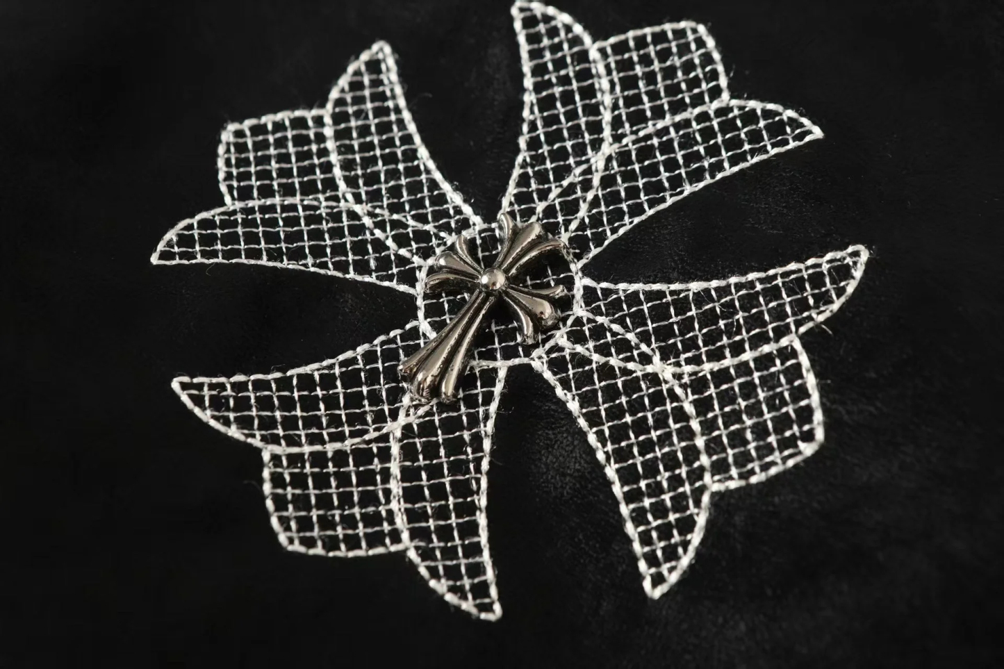 【Chrome Hearts】クロムハーツ ホースシュークロス 刺繍ジャケット - ブラック ストリートスタイル