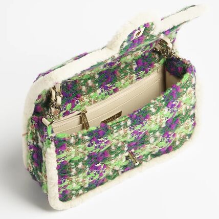 可愛いマルチカラー♡【CHANEL】ラージ フラップバッグ