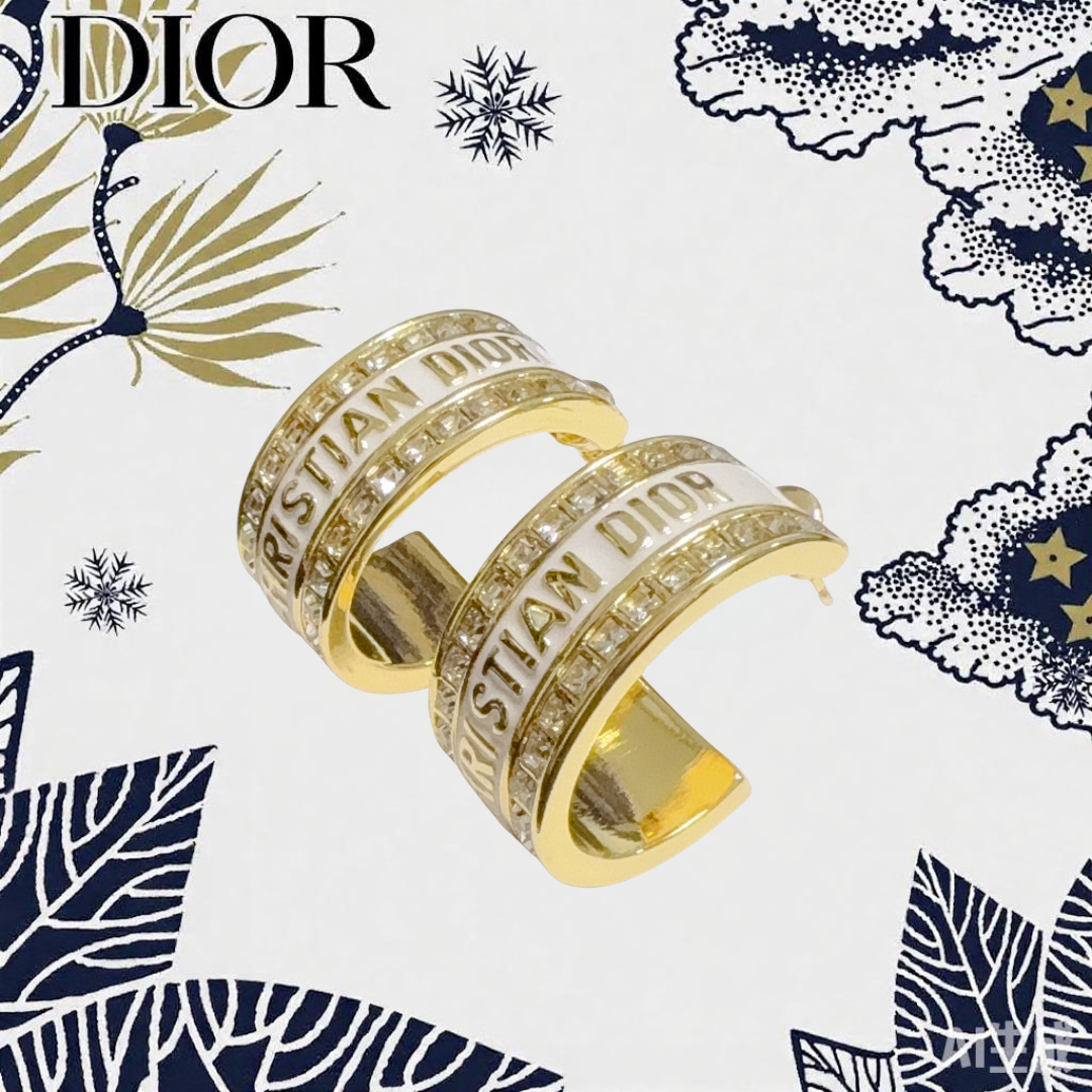 ディオールのブラック＆ホワイト三合一ダイヤモンド半開口イヤリング