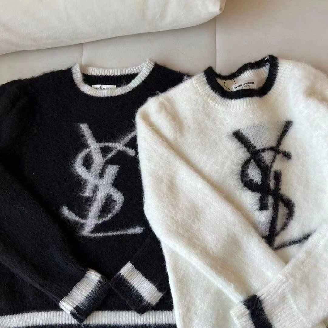 YSL 馬海毛胸に文字ロゴニットセーター   