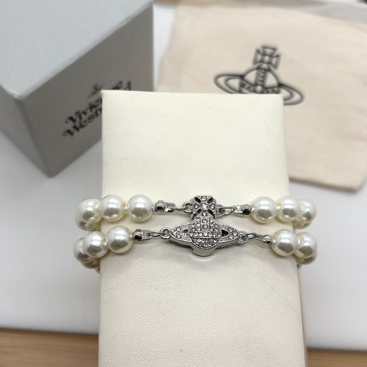 Vivienne Westwood（ヴィヴィアンウエストウッド）GRAZIELLA PEARL チョーカー